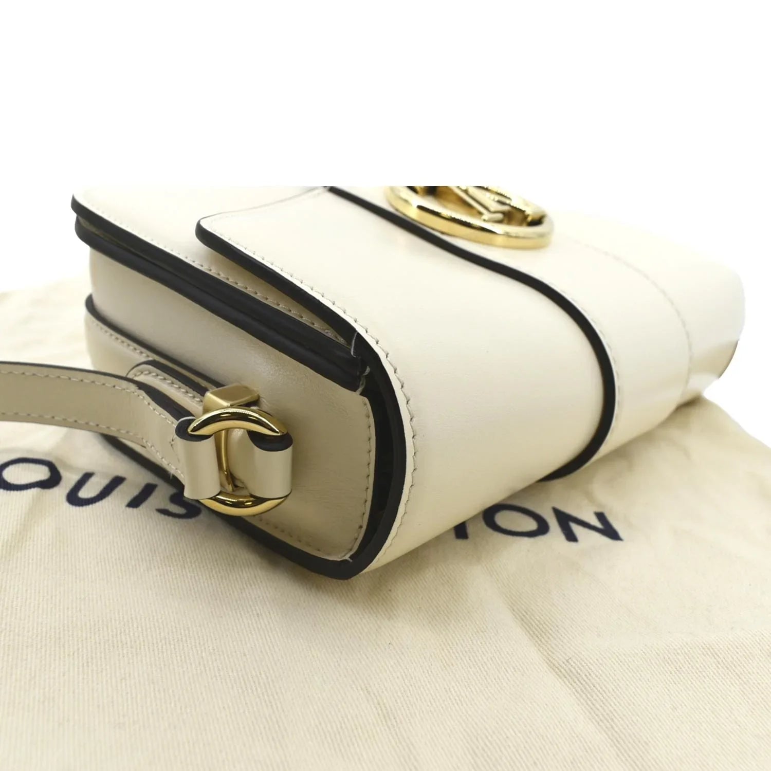 Pre-owned LOUIS VUITTON Pont 9 Calfskin Leather Shoulder Bag Creme
