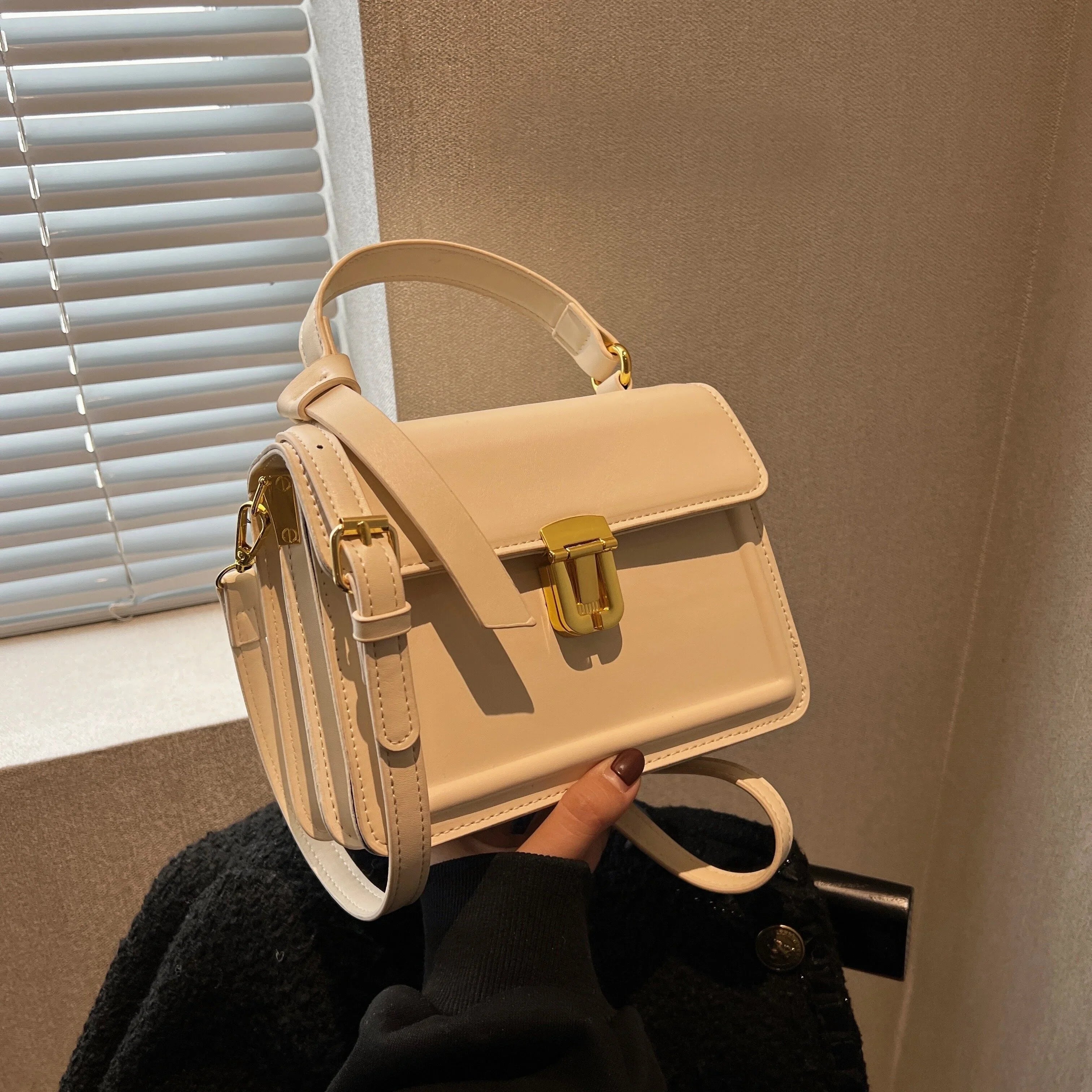 Junior Fastener Decor Handbag, Trendy Square Crossbody Bag, Faux Leather Flap Purse For Women (7.9*5.93*3.16) Inch
