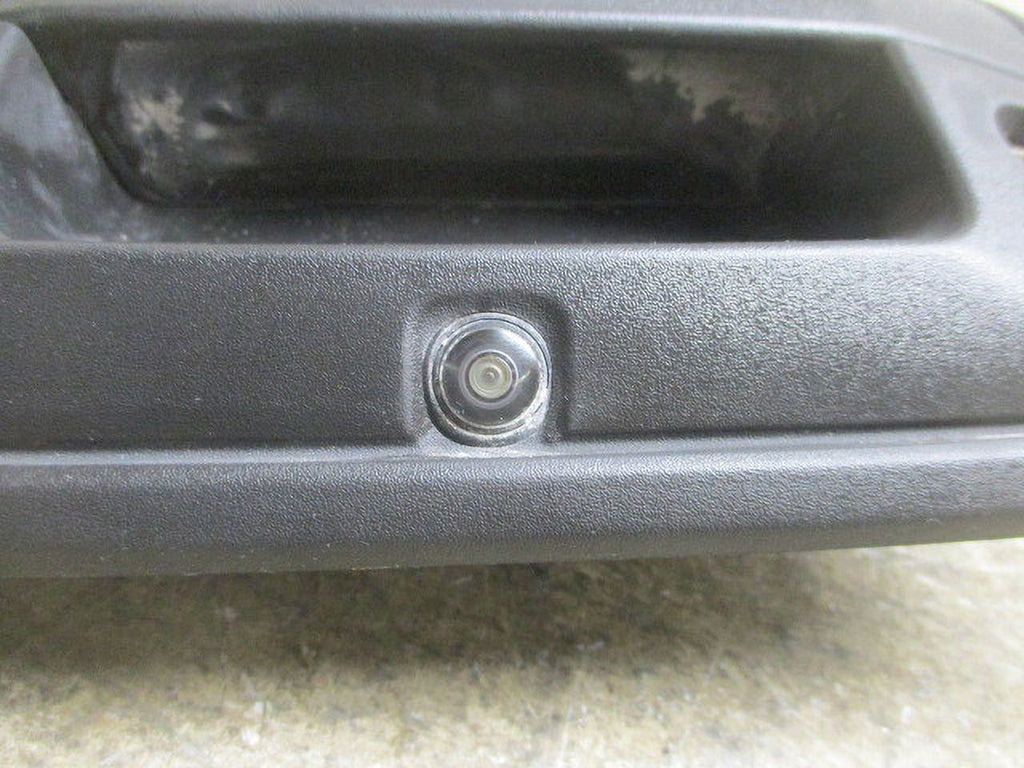 Pre-Owned GMC Sierra 1500 Sierra 1500 Denali Back Up Rear View Camera OEM LKQ (Good)